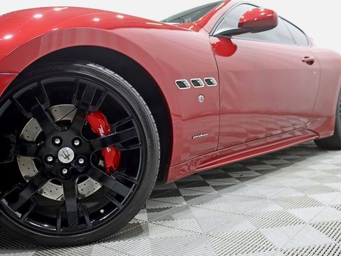 Used 2014 Maserati GranTurismo Sport image 5