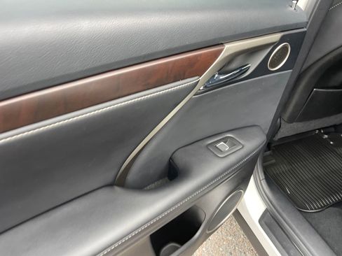 Used 2022 Lexus RX 450h AWD w/ Premium Package image 25