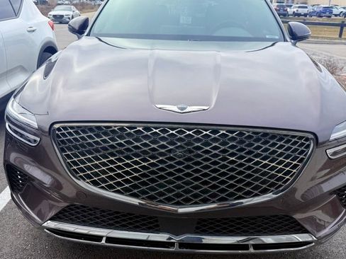 Used 2023 Genesis GV70 2.5T w/ Advanced Package image 2