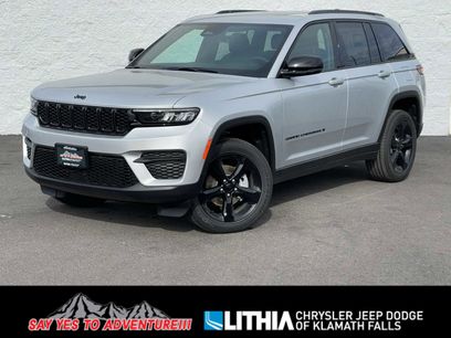 New 2025 Jeep Grand Cherokee Altitude