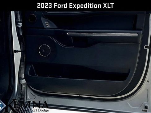 Used 2023 Ford Expedition XLT AWD/4WD image 33