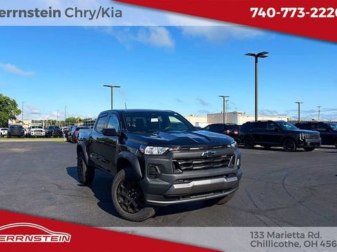 Used 2026 Chevrolet Colorado Trail Boss AWD/4WD image 1