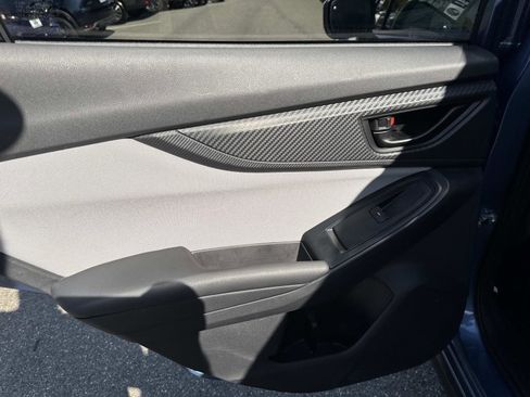 Used 2021 Subaru Crosstrek 2.0i Premium w/ Moonroof Package image 11