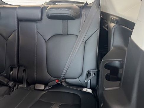 Used 2023 Honda Pilot EX-L image 38