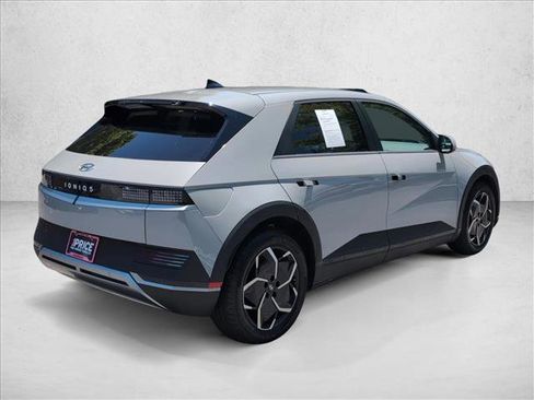 Certified 2024 Hyundai Ioniq 5 SE RWD image 5
