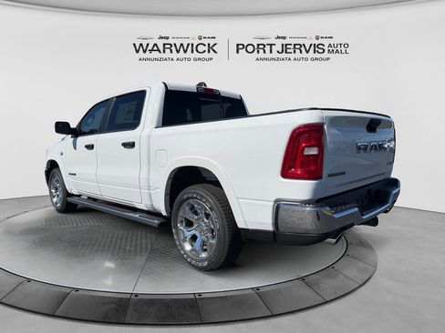 New 2026 RAM 1500 4x4 Crew Cab image 3