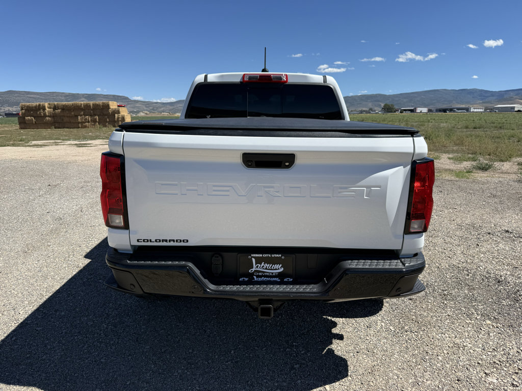 Used 2024 Chevrolet Colorado Trail Boss w/ Technology Package AWD/4WD image 6