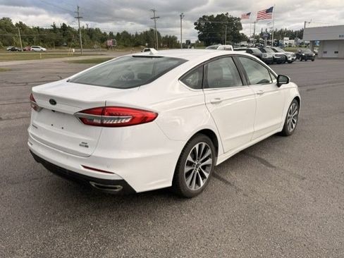 Used 2020 Ford Fusion SE AWD/4WD image 5