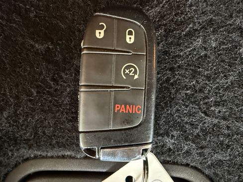 Used 2024 Jeep Compass Limited AWD/4WD image 31