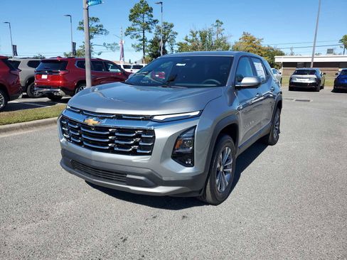 New 2026 Chevrolet Equinox LT w/ Safety and Technology Package image 1