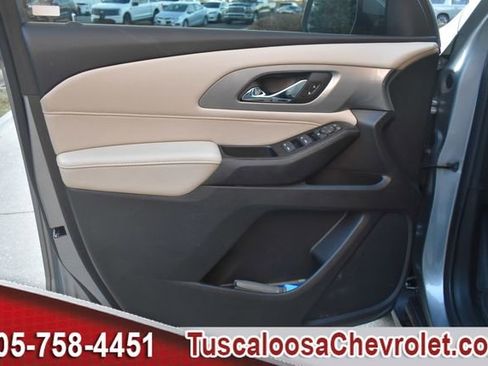 Certified 2023 Chevrolet Traverse LS image 17