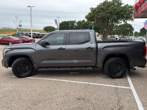 Used 2025 Toyota Tundra SR5 RWD image 6