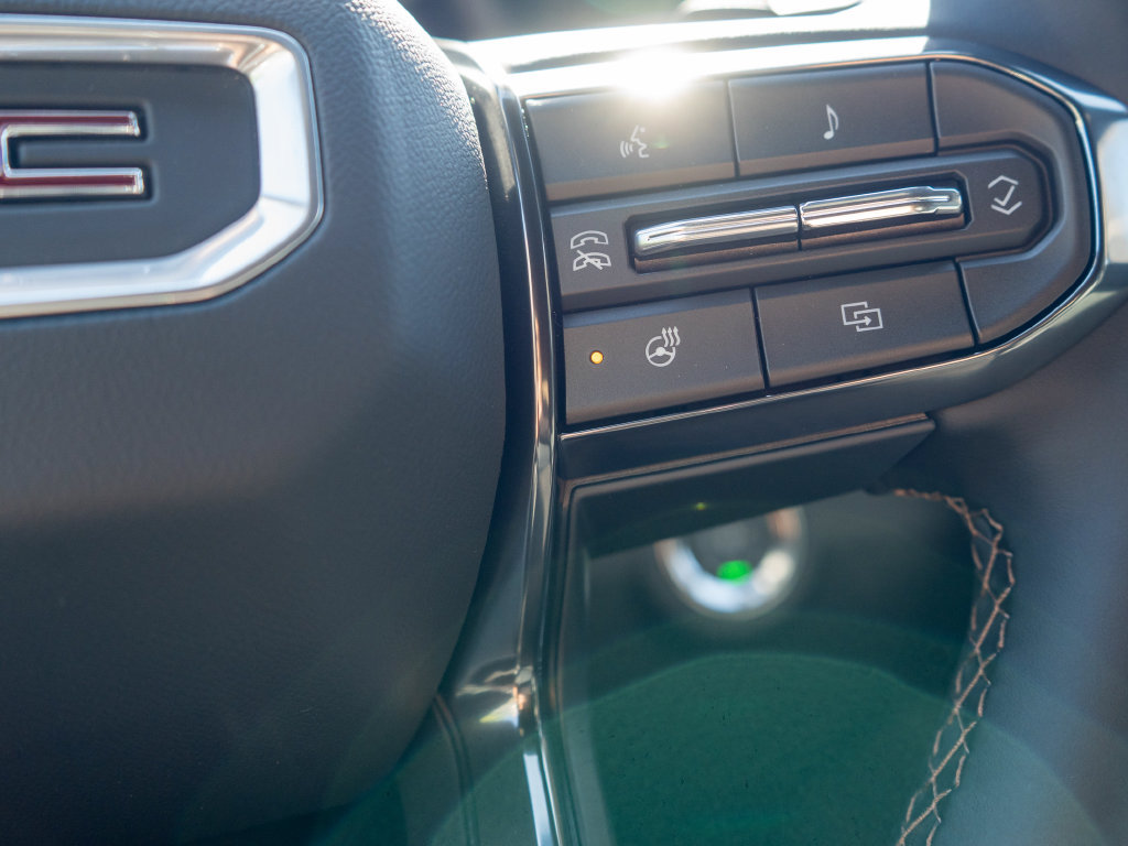 New 2027 GMC Terrain AT4 w/ Convenience Package III AWD/4WD image 20