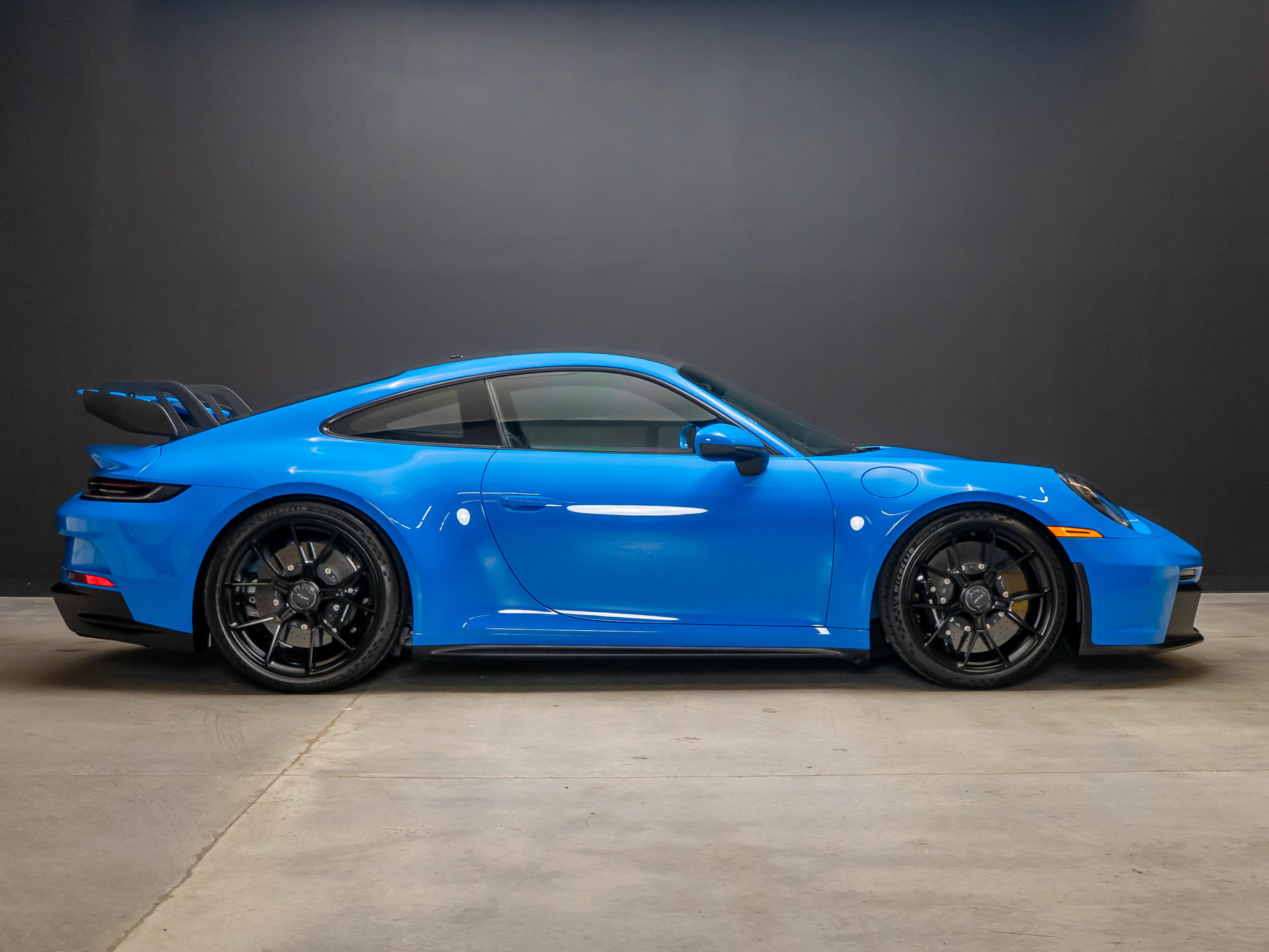 Used 2022 Porsche 911 GT3 RWD image 8