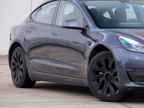 Used 2022 Tesla Model 3 Long Range image 17