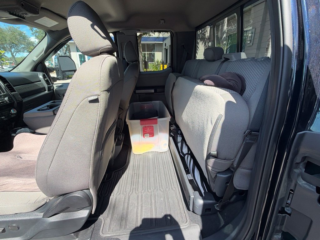 Used 2021 Ford F250 XLT w/ XLT Premium Package AWD/4WD image 6
