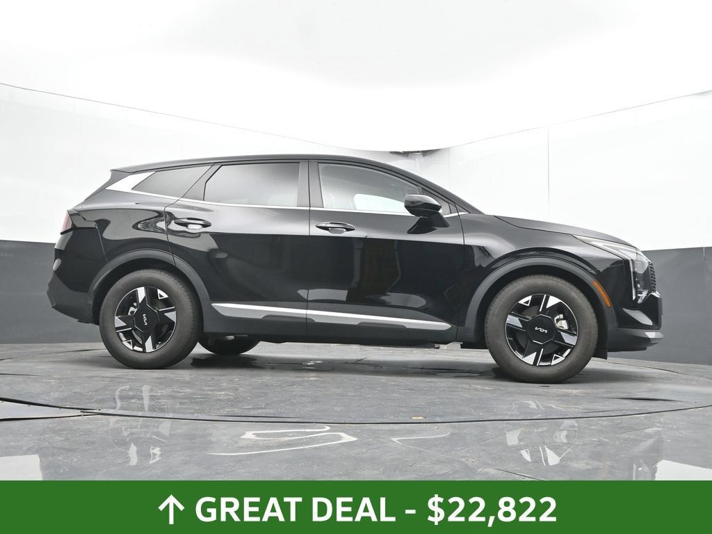 Used 2026 Kia Sportage LX FWD image 39