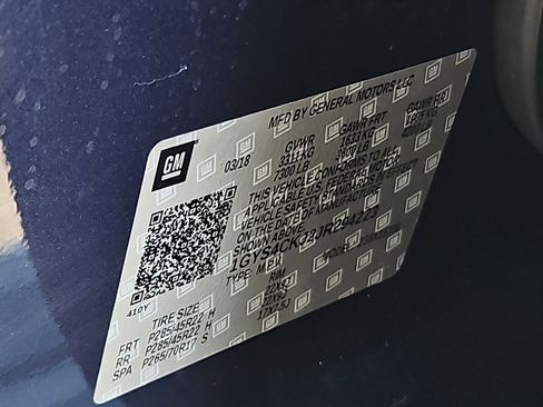 Used 2018 Cadillac Escalade Premium Luxury image 30