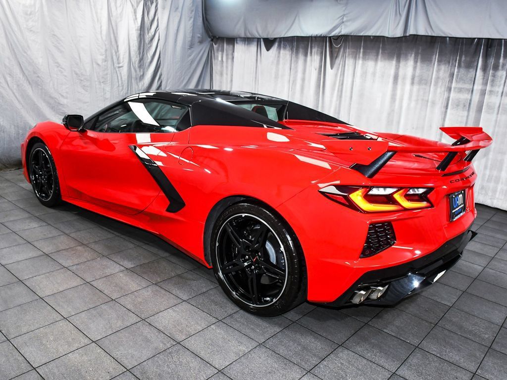 Used 2024 Chevrolet Corvette Stingray Preferred Conv w/ 2LT RWD image 5