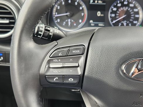 Used 2021 Hyundai Kona SEL Plus AWD/4WD image 17