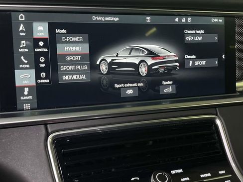 Used 2018 Porsche Panamera Turbo S AWD/4WD image 32