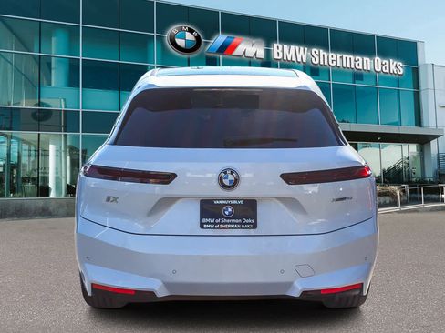 Used 2026 BMW iX xDrive45 image 5