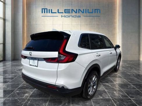 Used 2023 Honda CR-V EX image 4