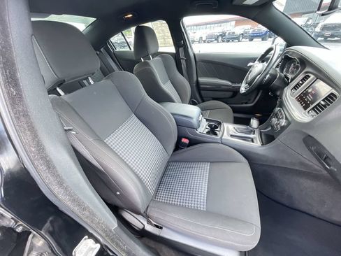 Used 2023 Dodge Charger R/T w/ Blacktop Package RWD image 27