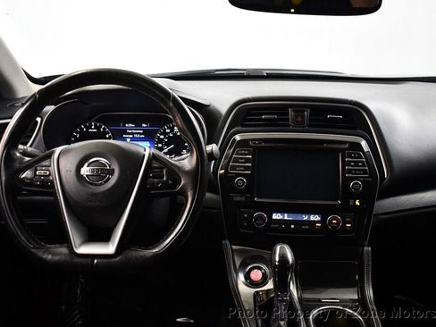 Used 2017 Nissan Maxima 3.5 SV image 24