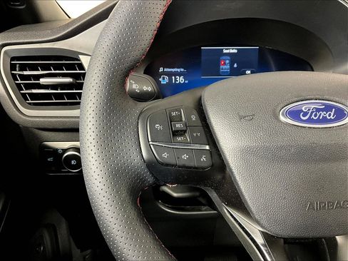 Used 2025 Ford Escape ST-Line Elite w/ Premium Technology Package AWD/4WD image 11