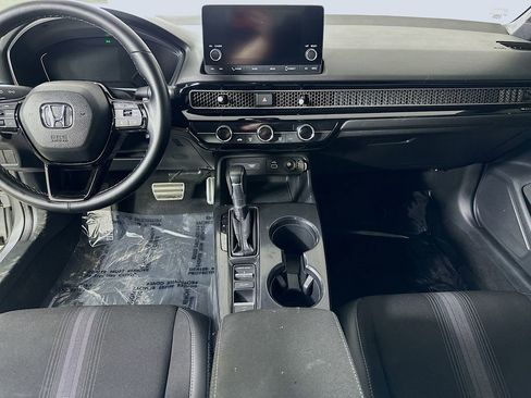 Used 2023 Honda Civic Sport image 16