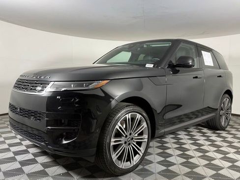 Used 2024 Land Rover Range Rover Sport SE AWD/4WD image 2