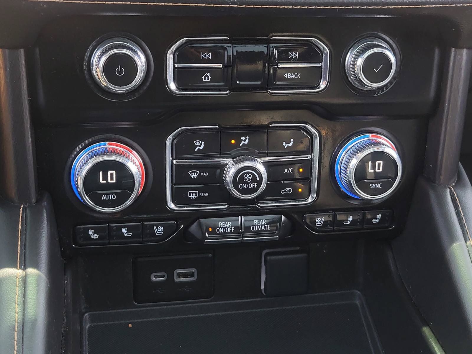 Used 2023 GMC Yukon AT4 w/ AT4 Premium Package AWD/4WD image 27
