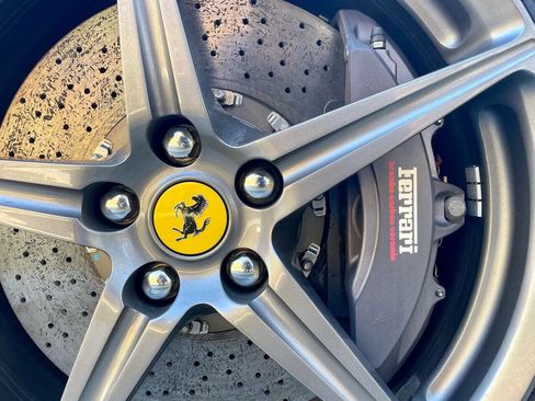 Used 2013 Ferrari 458 Spider image 51