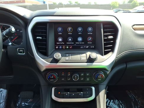 Used 2023 GMC Acadia SLE AWD/4WD image 10