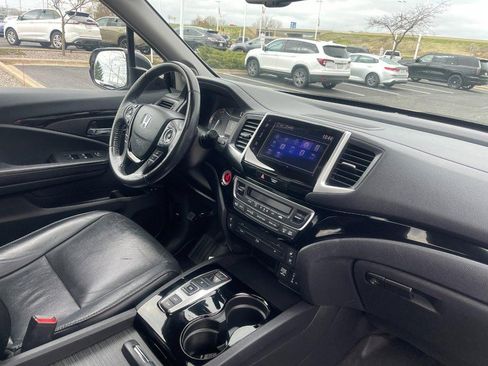 Used 2018 Honda Pilot Elite image 6