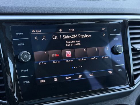 Used 2023 Volkswagen Atlas SE w/ Panoramic Sunroof Package image 23