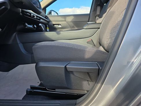 New 2026 Nissan Kicks SV w/ Cold Weather Package image 31