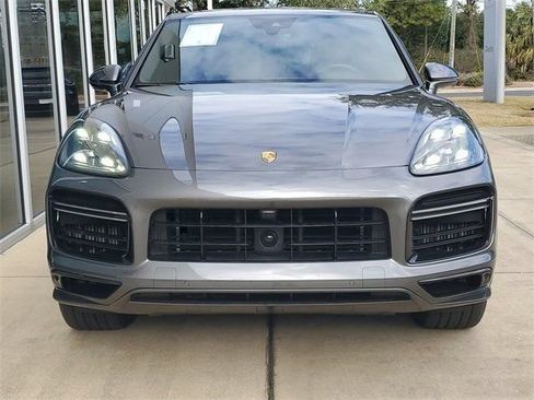 Used 2023 Porsche Cayenne Turbo AWD/4WD image 7
