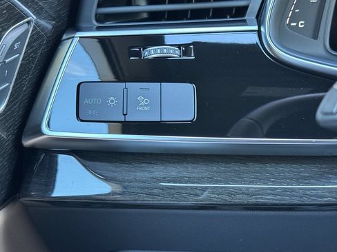 Used 2023 Audi Q7 3.0T Premium Plus AWD/4WD image 37