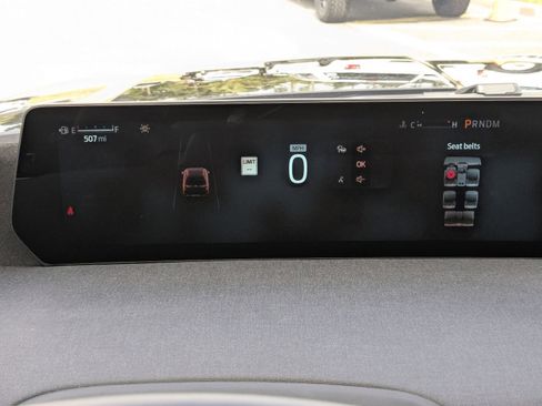 Certified 2025 Ford Expedition Max Active image 32