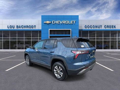 Used 2026 Chevrolet Equinox LT FWD image 6