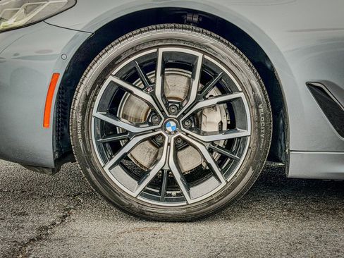 Used 2021 BMW 540i xDrive w/ M Sport Package image 8