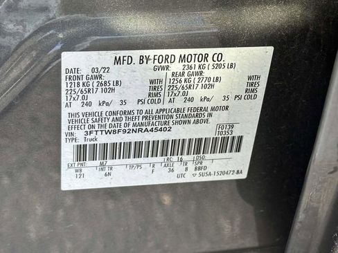 Used 2022 Ford Maverick Lariat w/ Lariat Luxury Package image 12