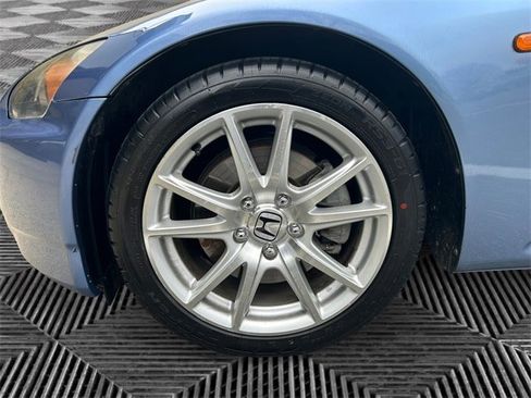 Used 2004 Honda S2000 image 13