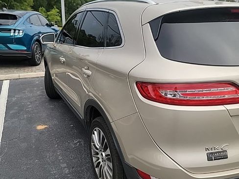 Used 2017 Lincoln MKC Reserve AWD/4WD image 6