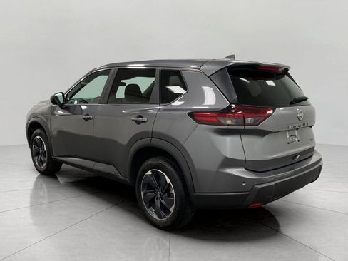 Certified 2025 Nissan Rogue SV AWD/4WD image 7