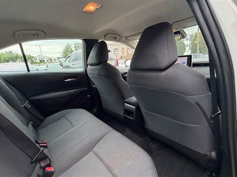 Used 2020 Toyota Corolla LE FWD image 20