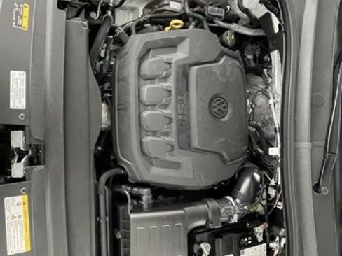 Used 2021 Volkswagen Tiguan SE R-Line image 47