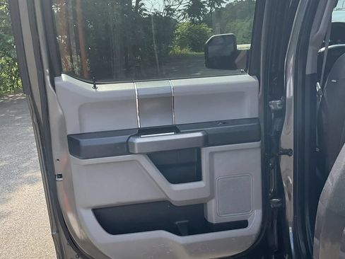 Used 2020 Ford F150 XLT w/ Equipment Group 302A Luxury AWD/4WD image 42